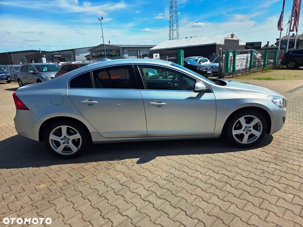 Volvo S60 DRIVe Momentum - 6