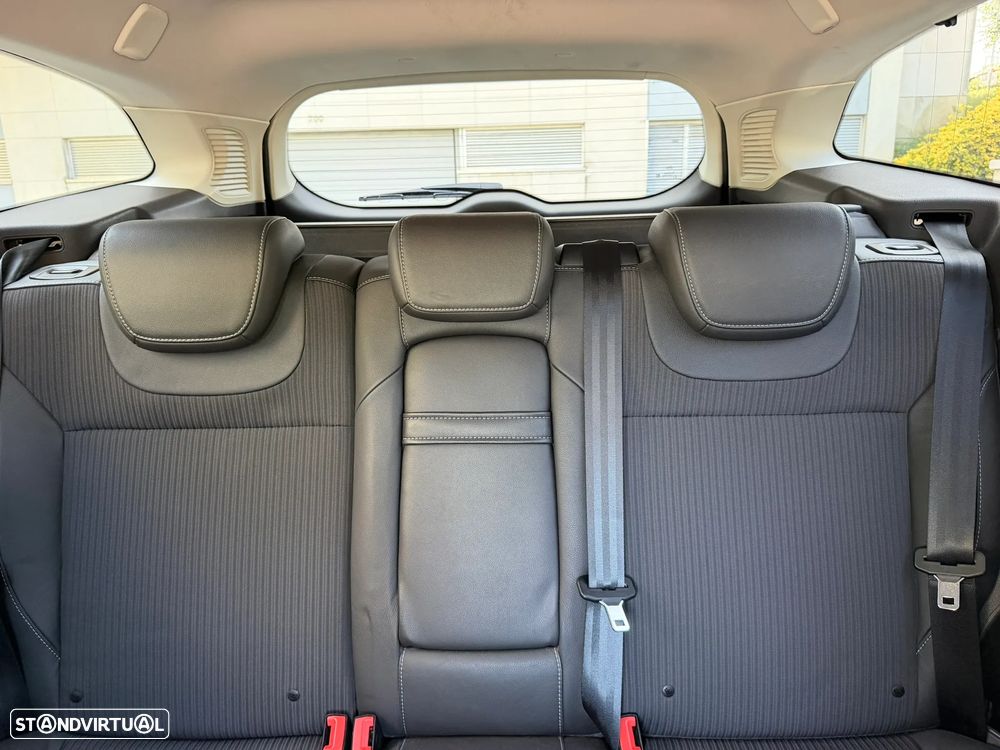 Ford Focus SW 1.6 TDCi Titanium Best - 22
