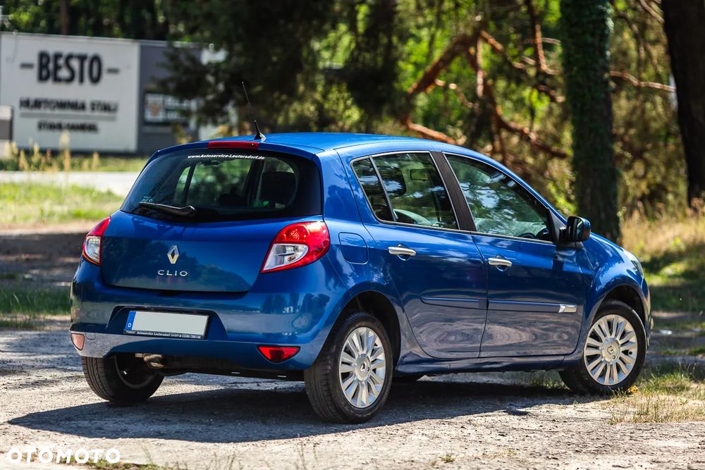 Renault Clio 1.2 16V 75 Dynamique - 5