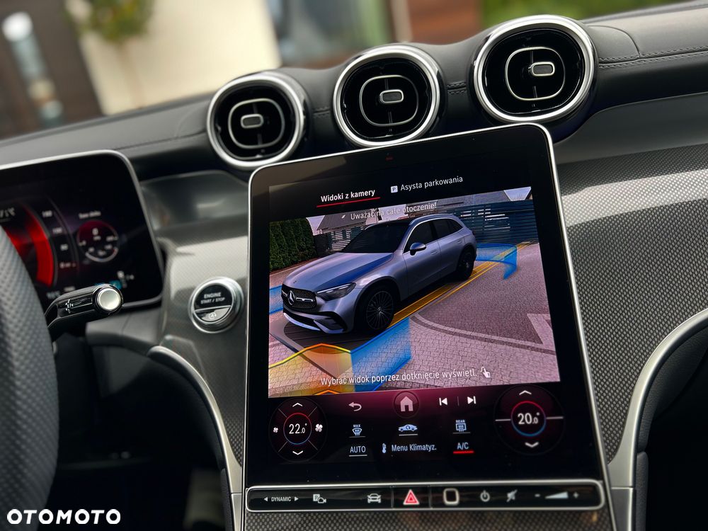 Mercedes-Benz GLC - 30