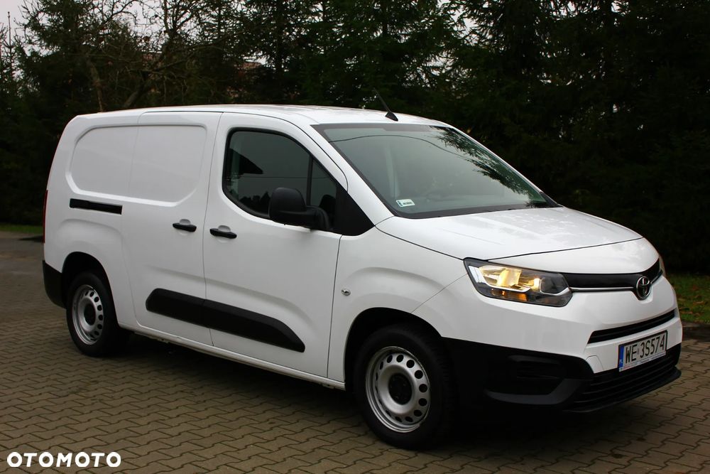 Toyota Proace City CHŁODNIA 1.5D-4D 102KM LONG L2 3 Osobowy - 21