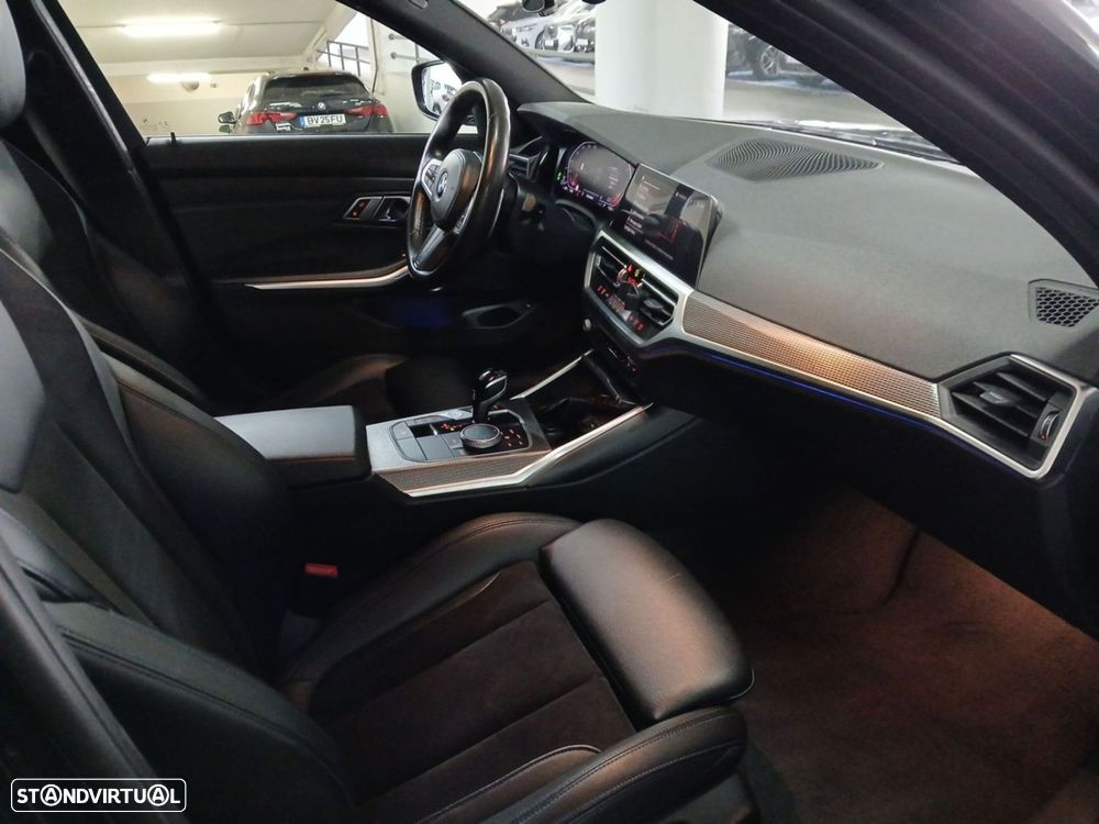 BMW 320 d Touring xDrive Pack M Shadow Auto - 15