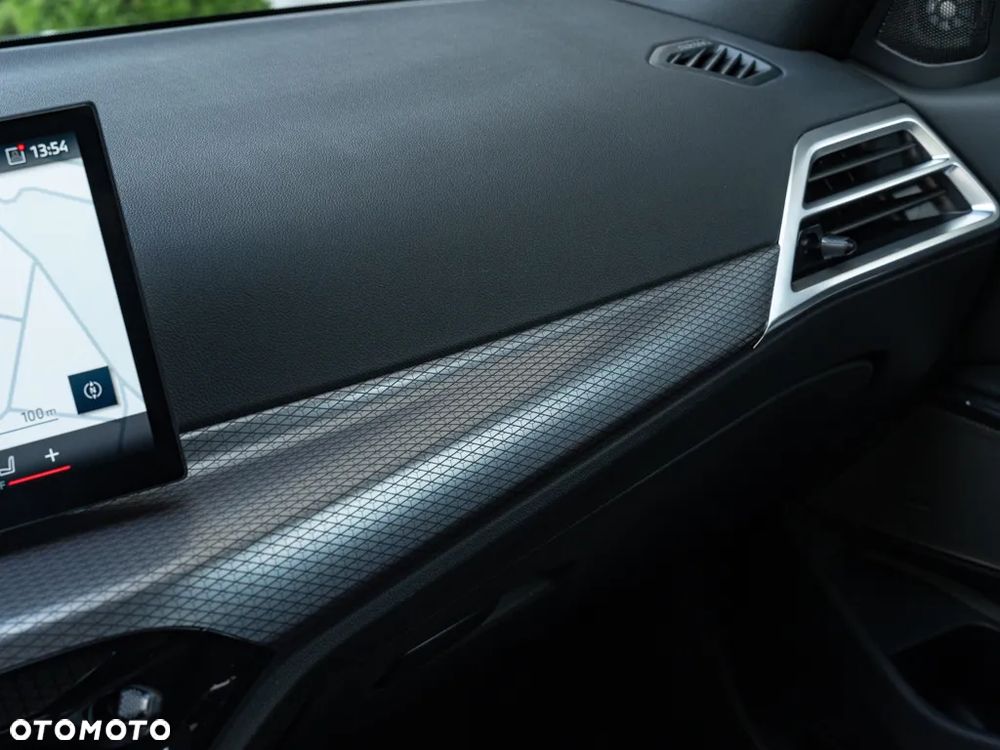 BMW Seria 3 320d xDrive M Sport - 8