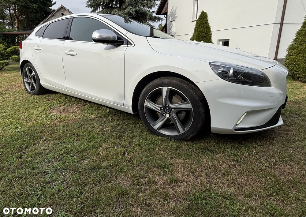 Volvo V40 - 2