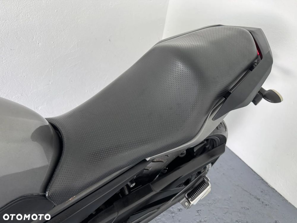 Yamaha XJ - 38