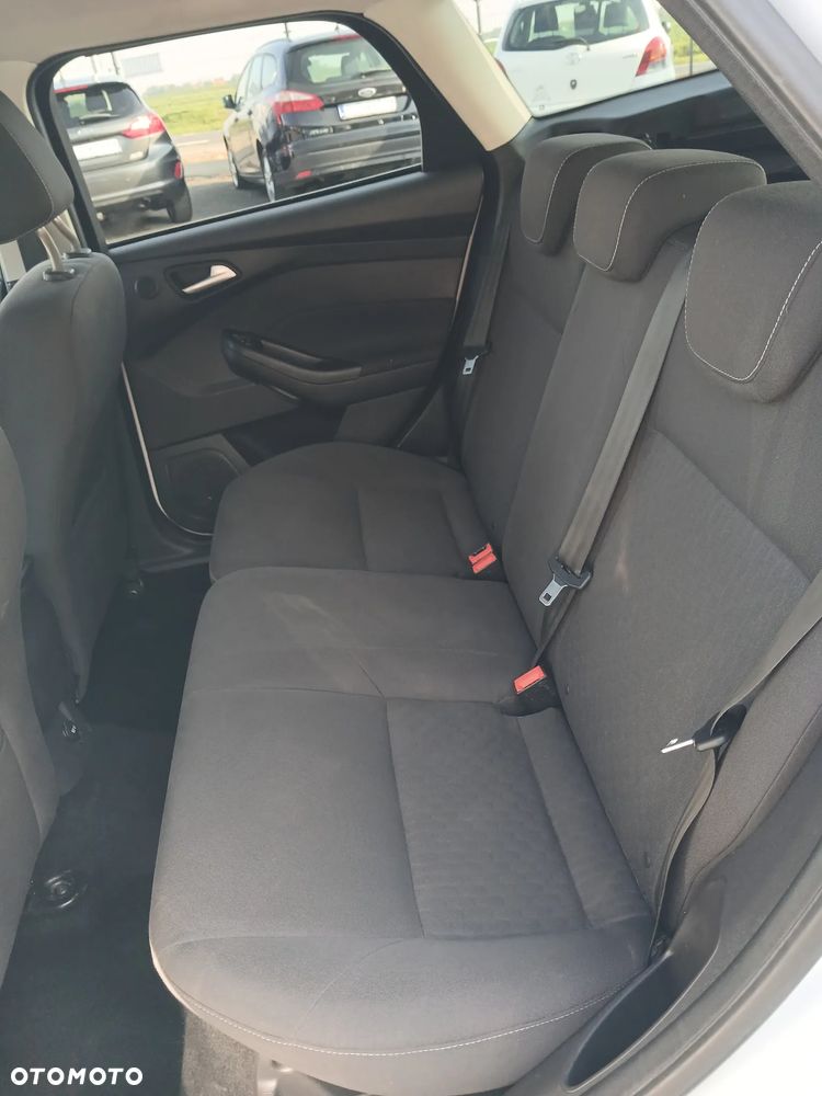 Ford Focus - 8