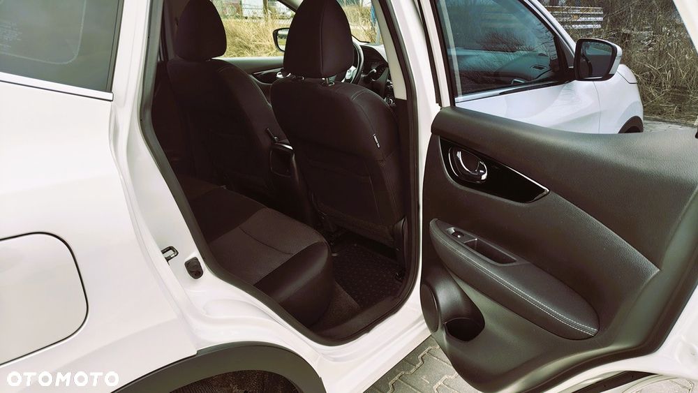 Nissan Qashqai 1.2 DIG-T Acenta - 26
