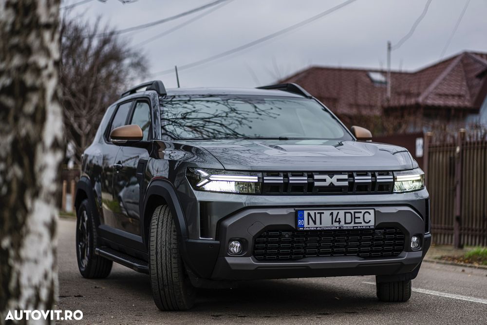 Dacia Duster HEV 140 Extreme - 10