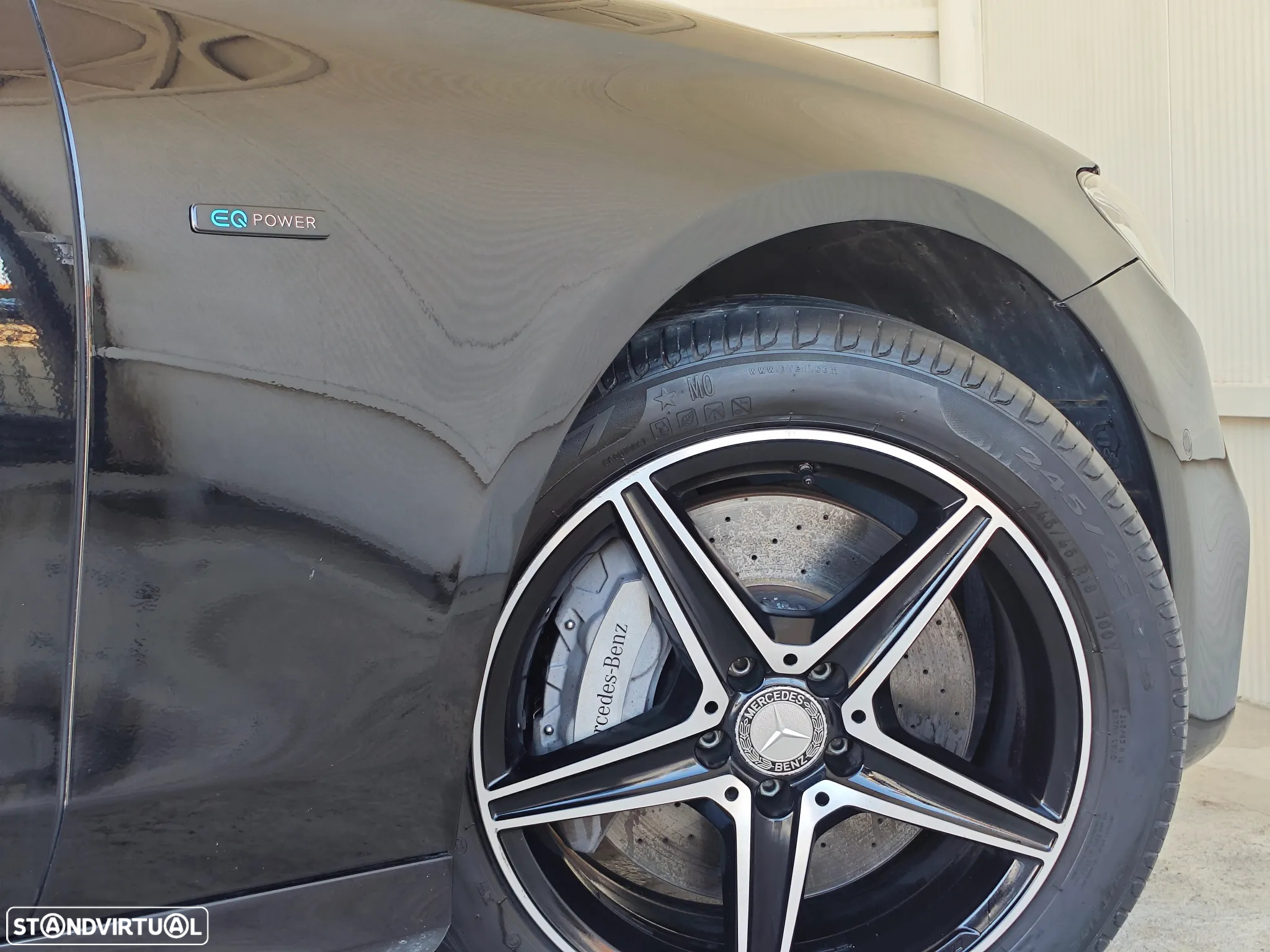 Mercedes-Benz E 300 de AMG Line - 25