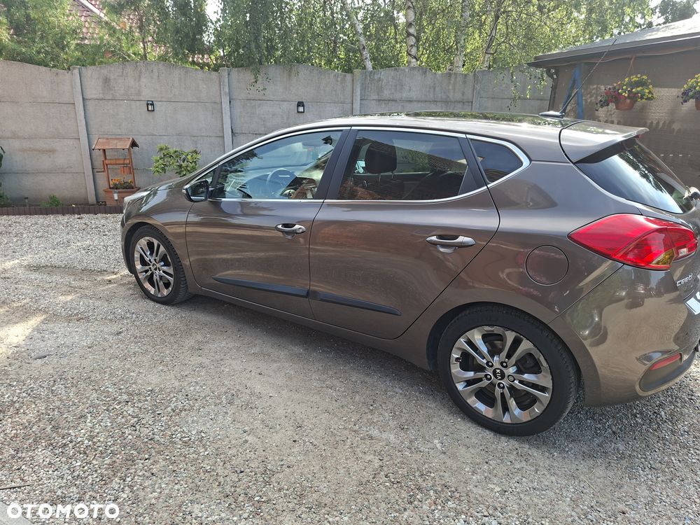 Kia Ceed 1.6 GDI DCT Platinum Edition - 7