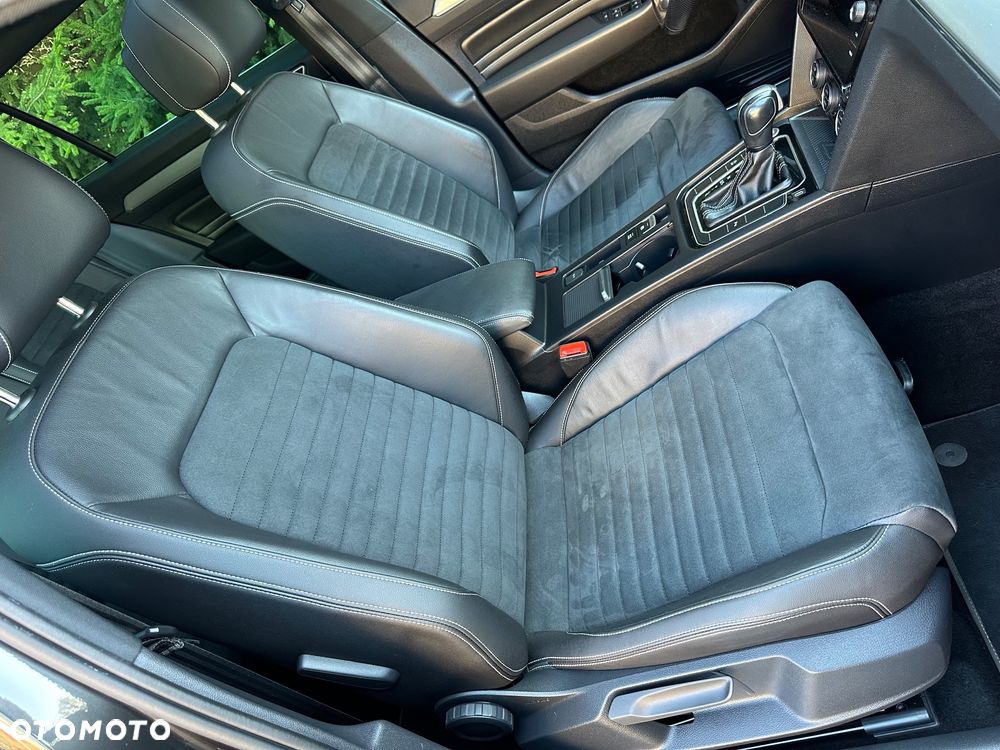 Volkswagen Passat - 10