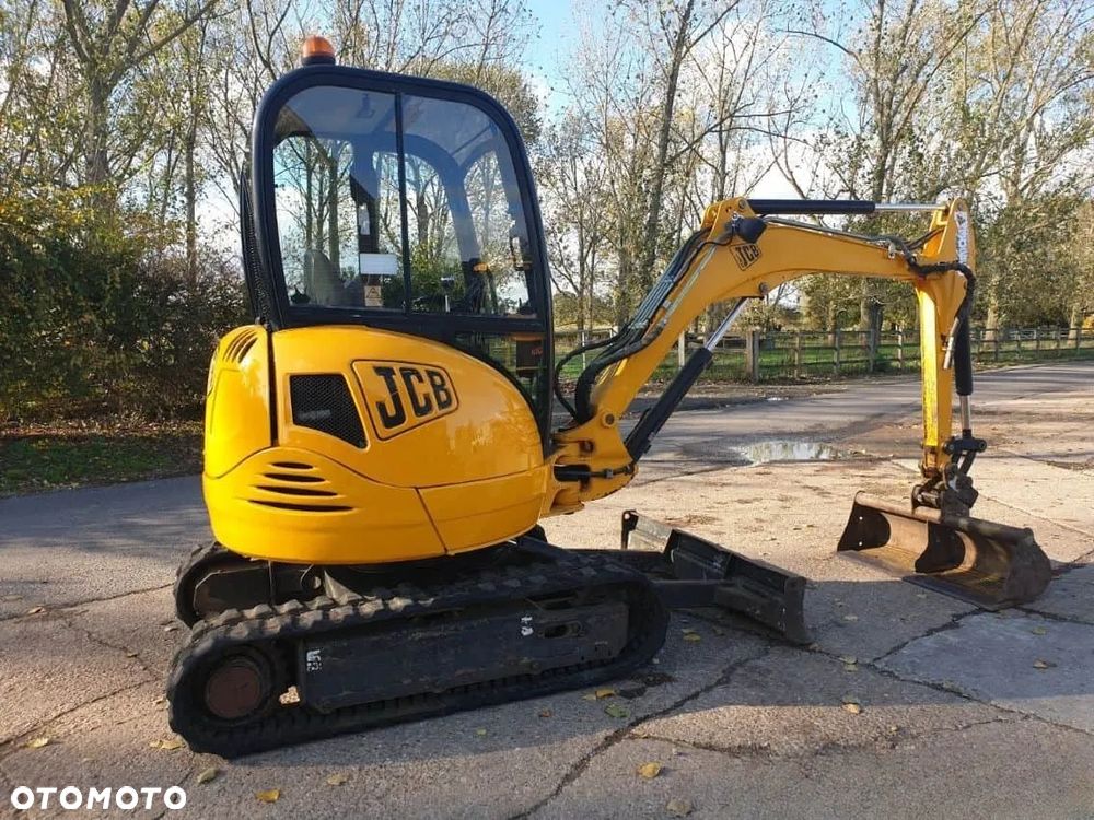 JCB 8025 - 7