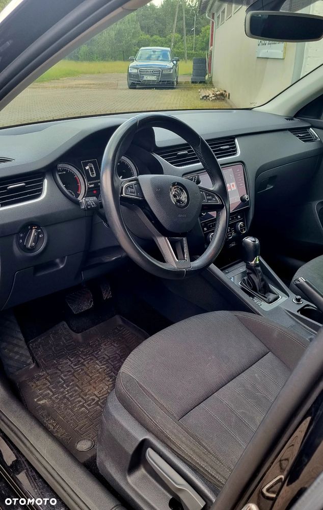 Skoda Octavia 1.5 TSI ACT Style DSG - 10