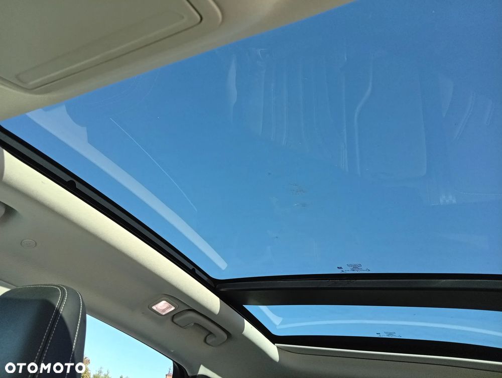 Ford Kuga - 19