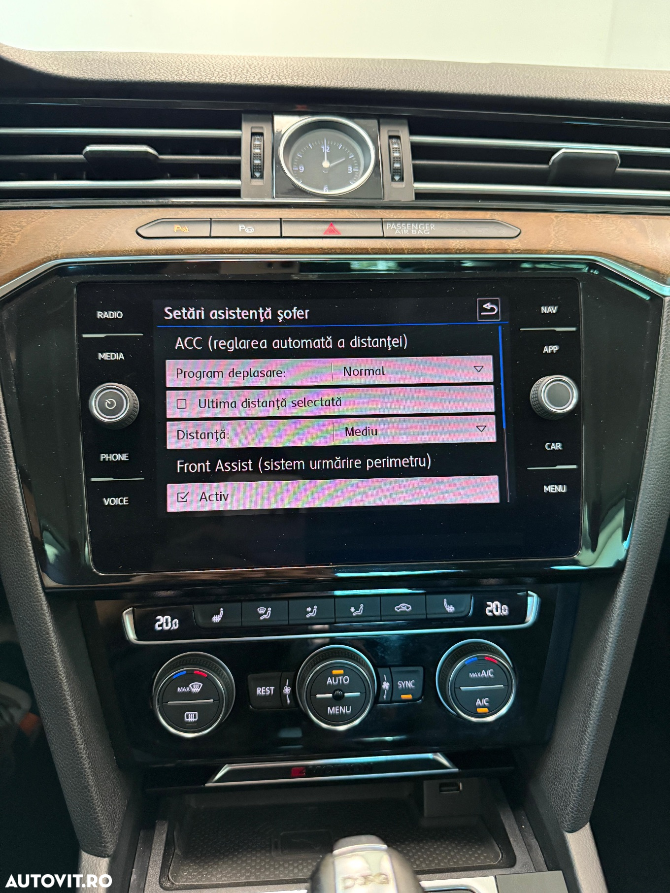 Volkswagen Passat 2.0 TDI DSG 4Motion R Executive - 13