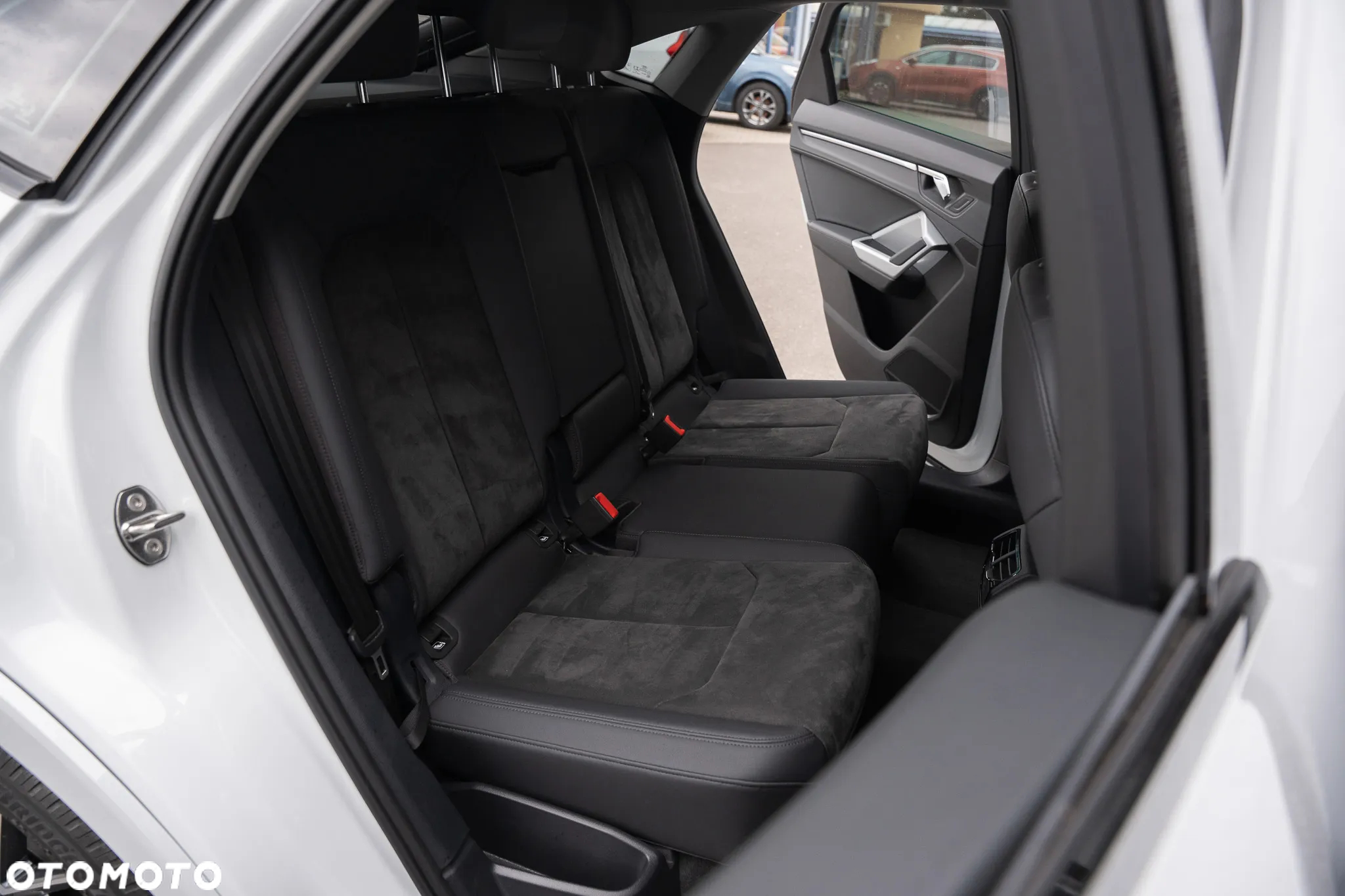 Audi Q3 Sportback 35 TDI ack S tronic - 31