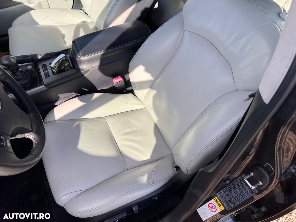 Lexus Seria IS 220d Luxury Line - 17