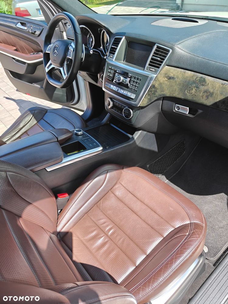Mercedes-Benz GL - 18