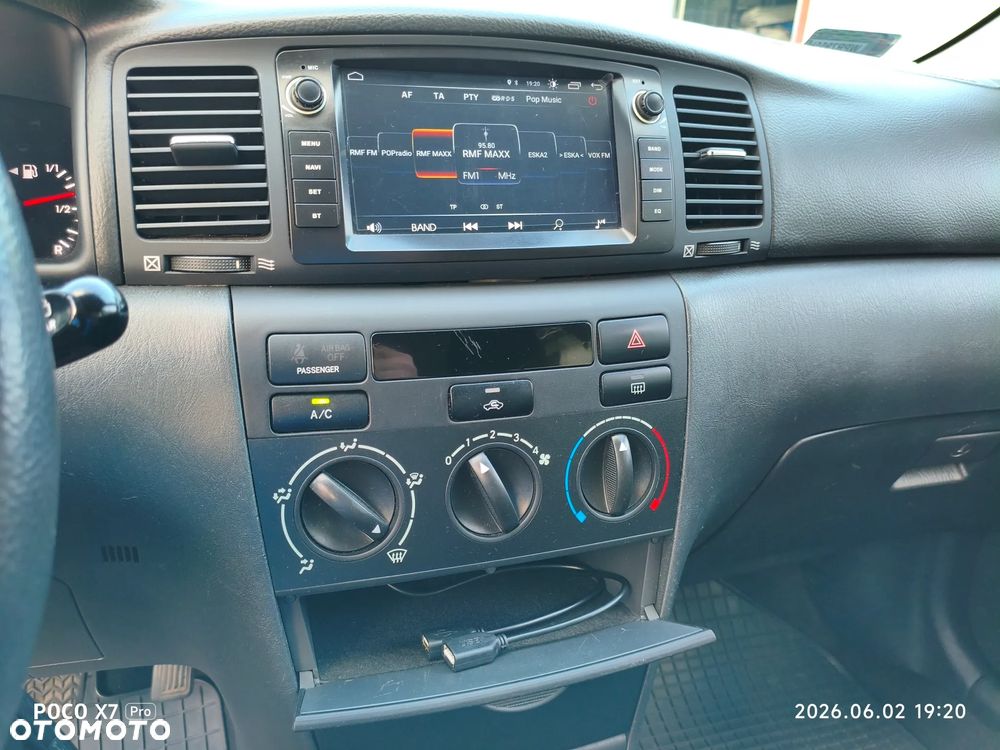 Toyota Corolla - 28