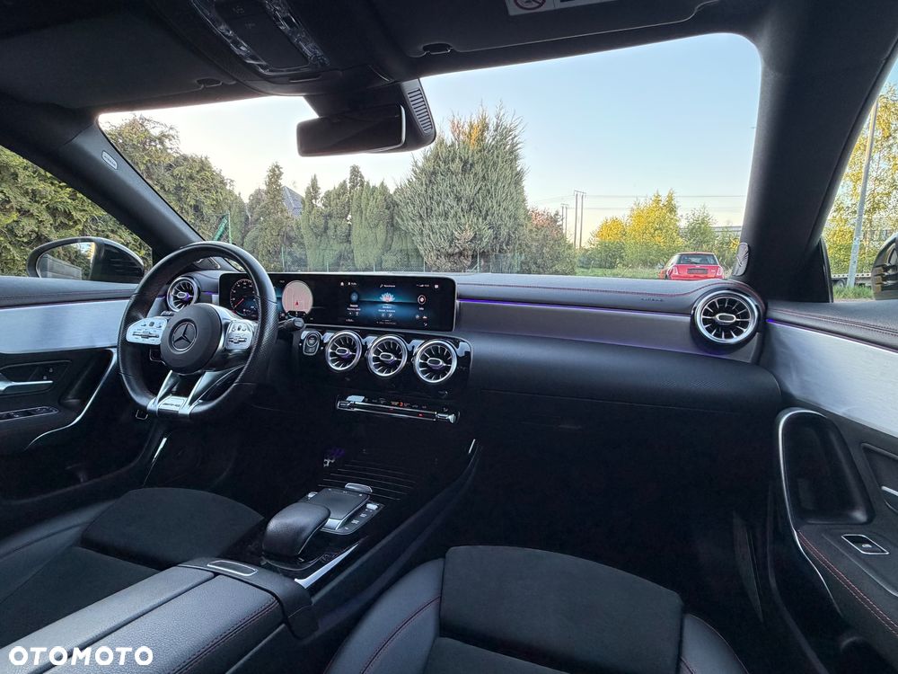 Mercedes-Benz CLA 200 AMG Line 7G-DCT - 12