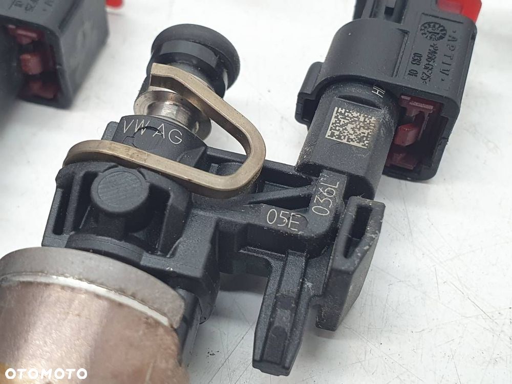 WTRYSKIWACZ WTRYSK WTRYSKIWACZE SEAT LEON IV KL 1.5 ETSI 05E036L KOMPLET - 2