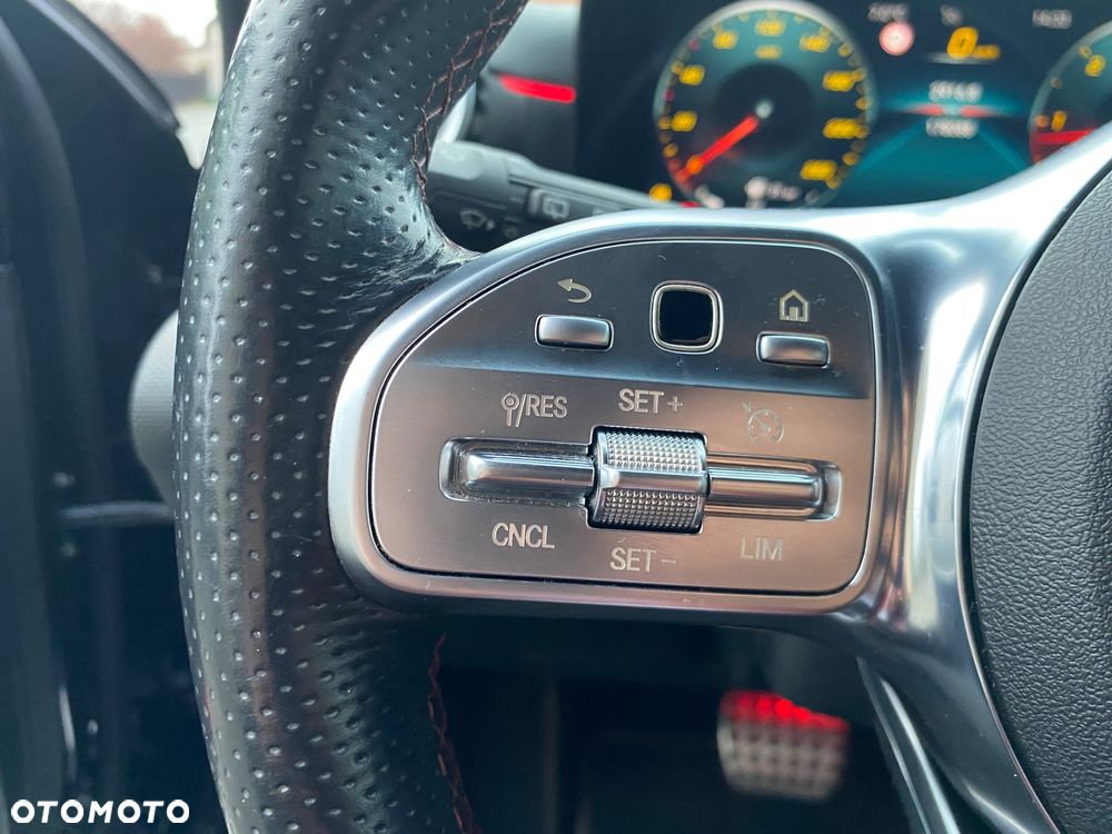 Mercedes-Benz Klasa A ver-200-d-8g--dct-amg-line - 15