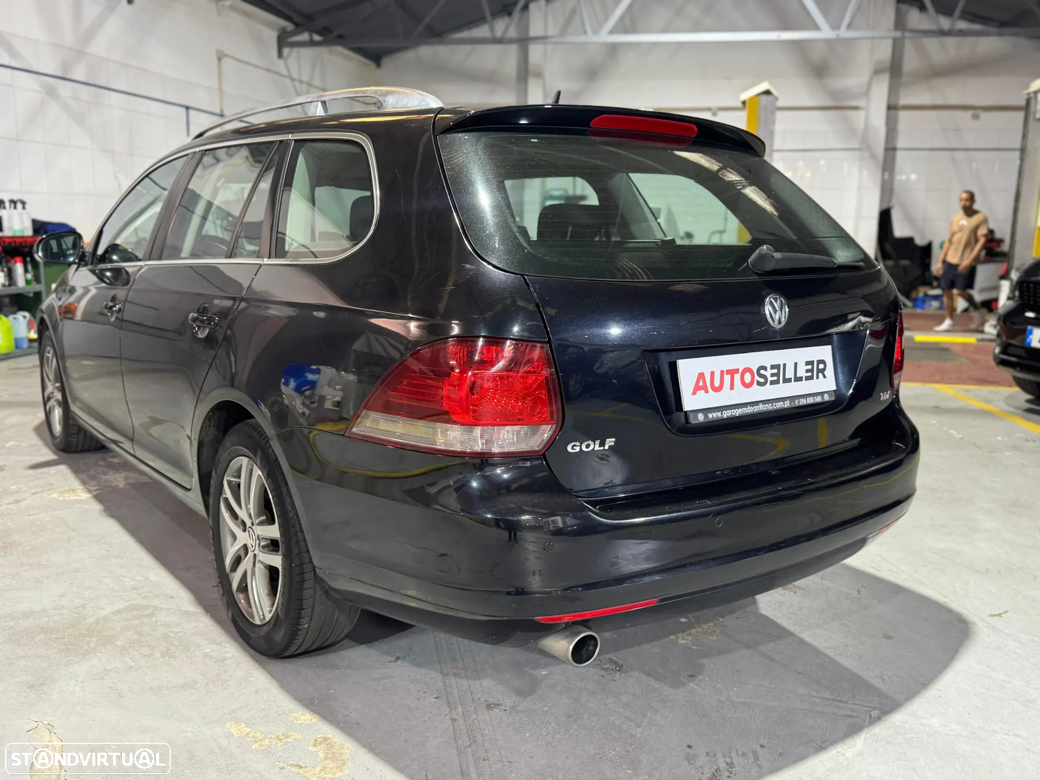 VW Golf Variant 1.6 TDi Confortline - 2