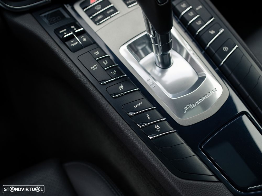 Porsche Panamera Standard - 27
