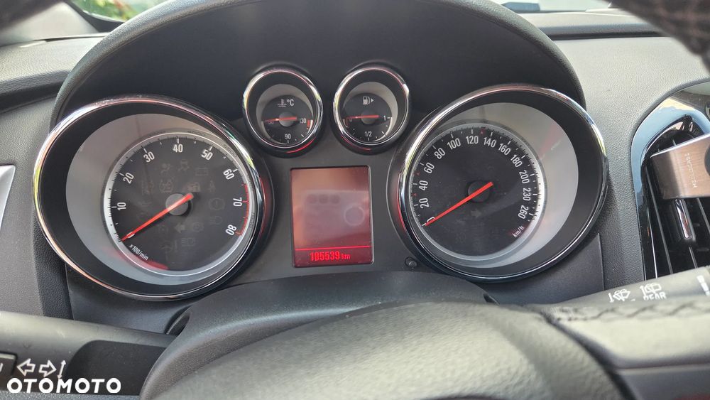 Opel Astra 1.4 T Cosmo - 7