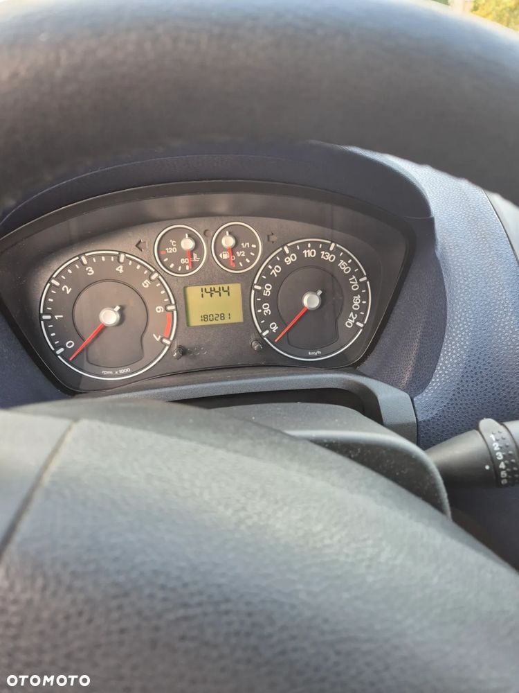 Ford Fiesta 1.3 - 11