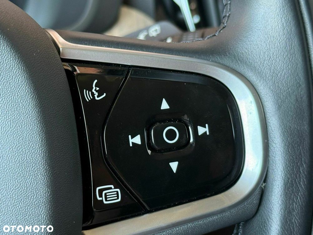 Volvo XC 60 - 18