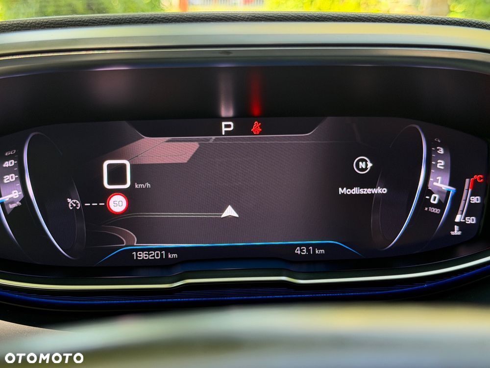 Peugeot 5008 BlueHDi 130 EAT8 GT - 25