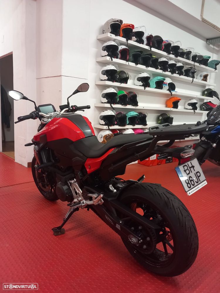 BMW F 900 R 2024 - 8