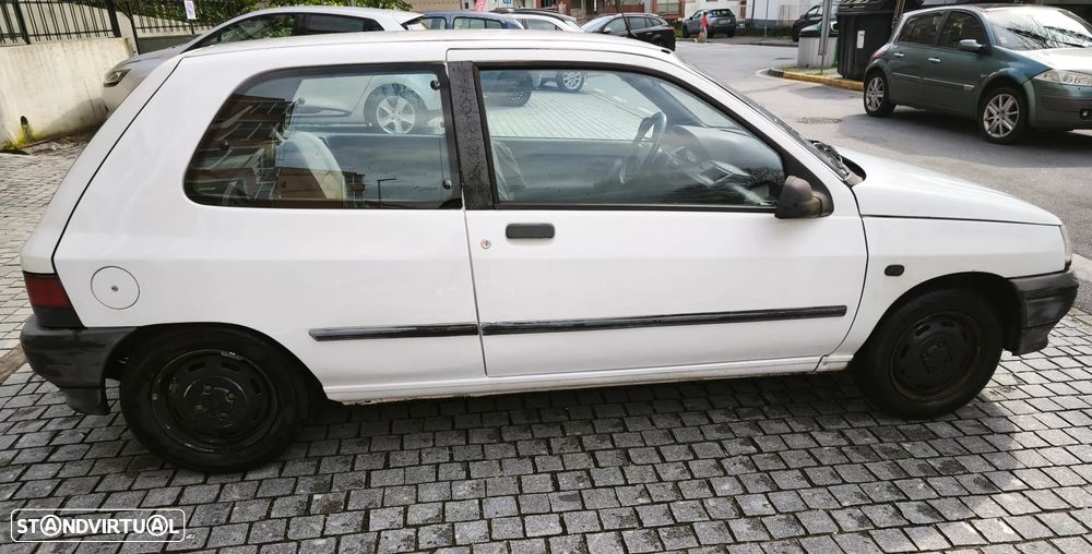 Renault Clio - 4