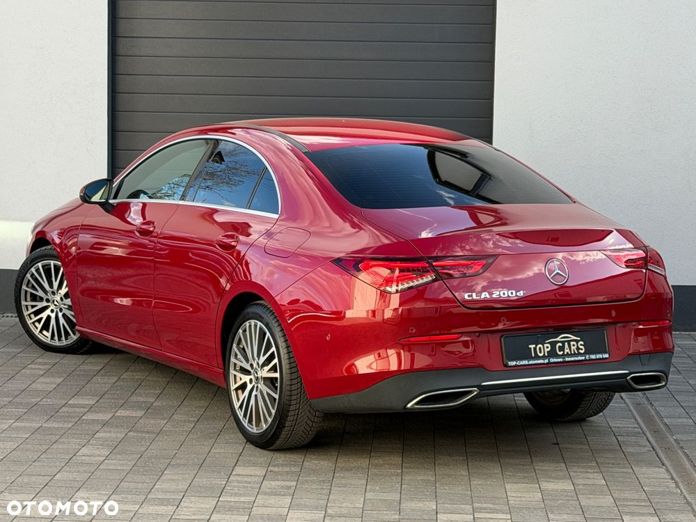 Mercedes-Benz CLA 200 d Progressive 8G-DCT - 4