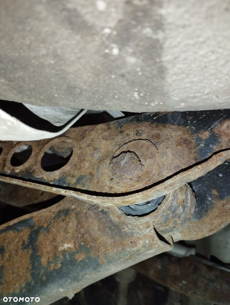 Volkswagen Jetta 1.6 Trendline - 30