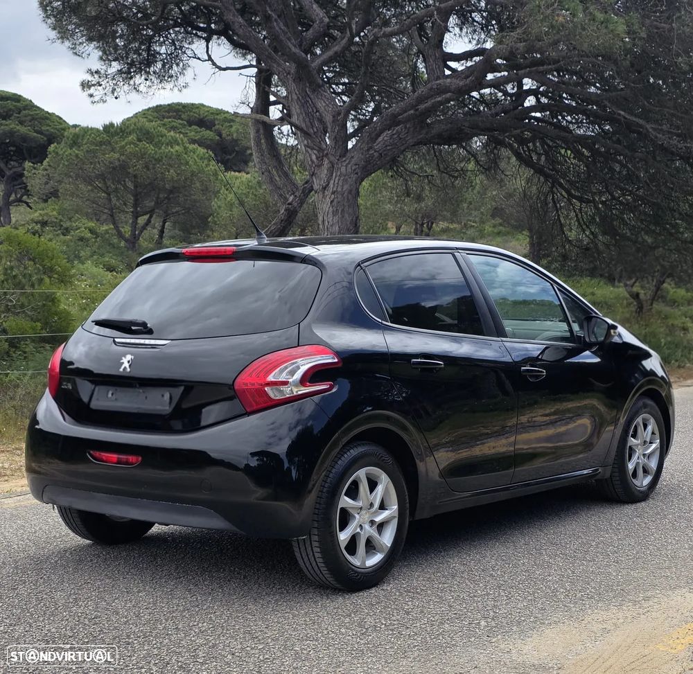 Peugeot 208 1.2 VTi Access - 5