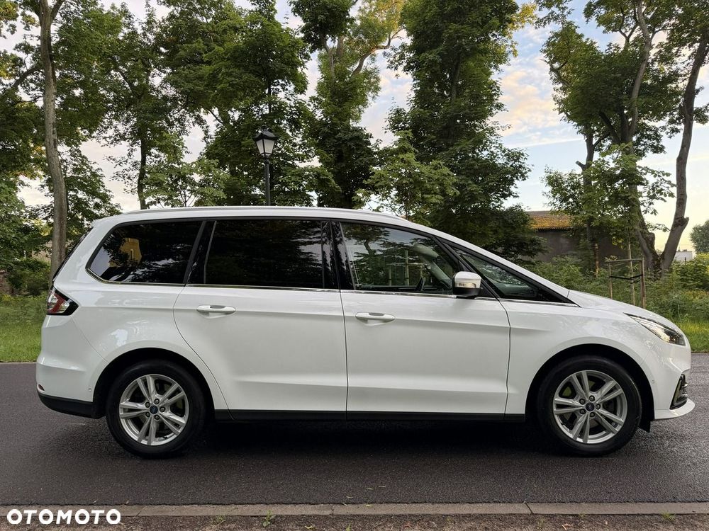Ford Galaxy - 12