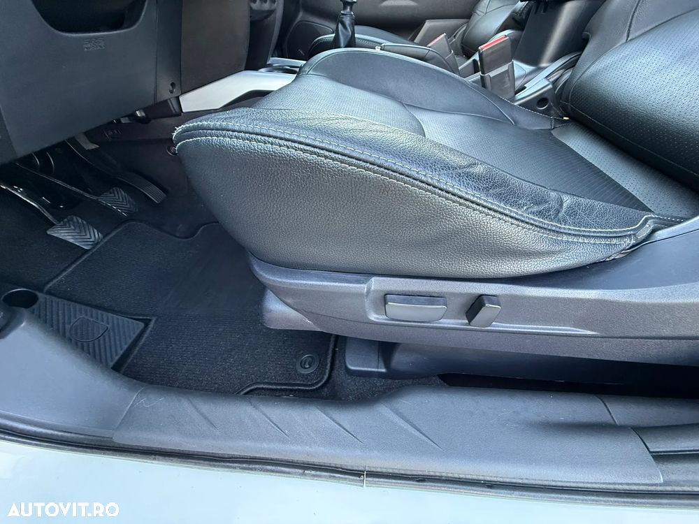 Mitsubishi ASX 1.8 DID 4WD Instyle U06 - 29