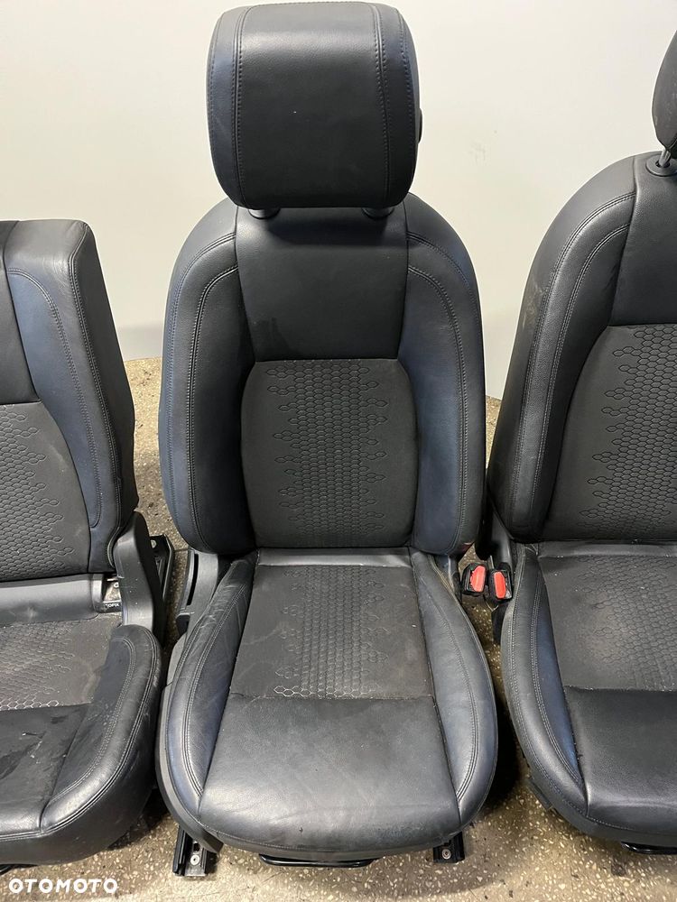 Siedzenia fotele kanapa komplet skórzane czarne Land Rover Discovery Sport L550 - 3