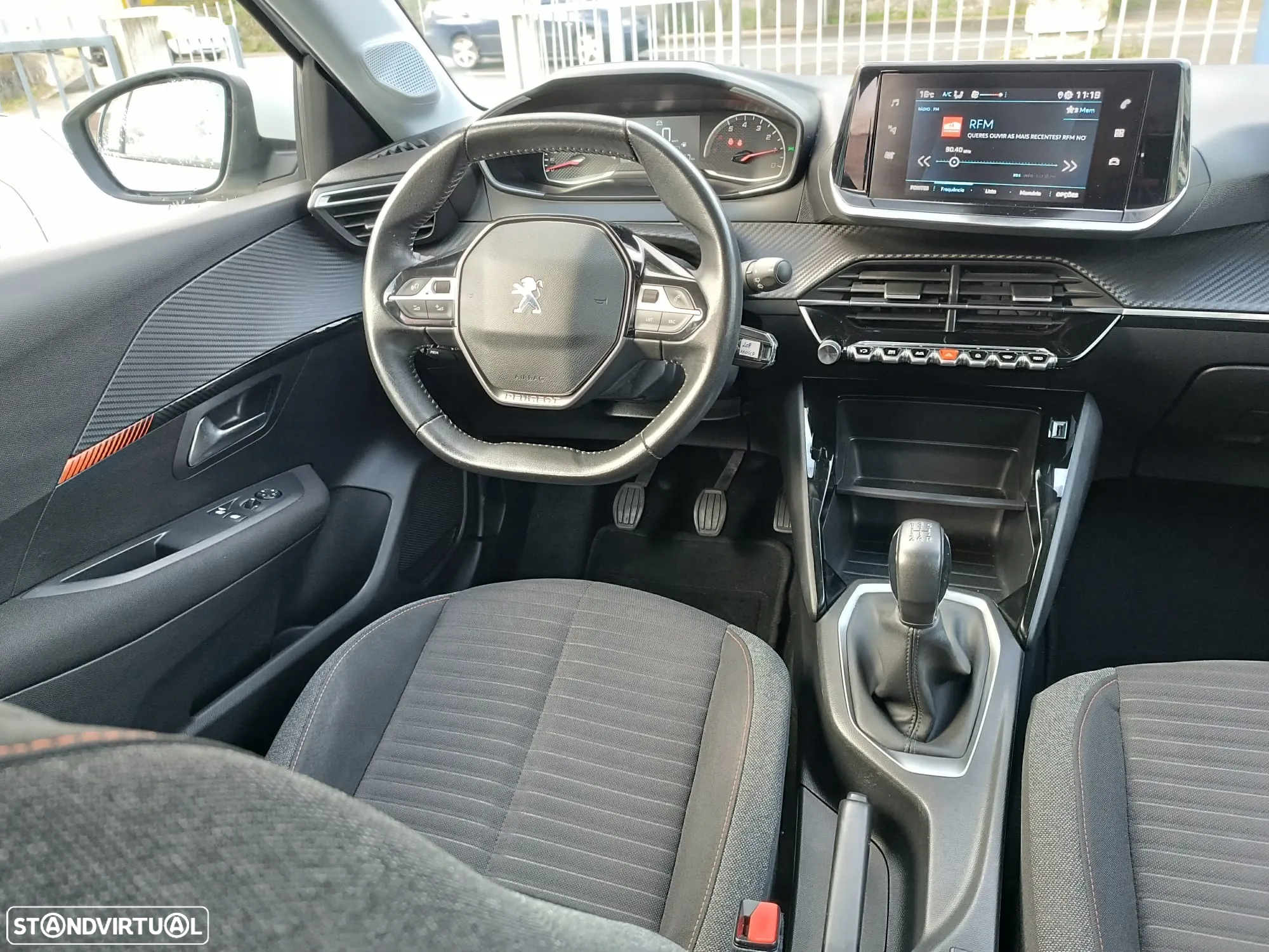Peugeot 208 1.2 PureTech Active - 15