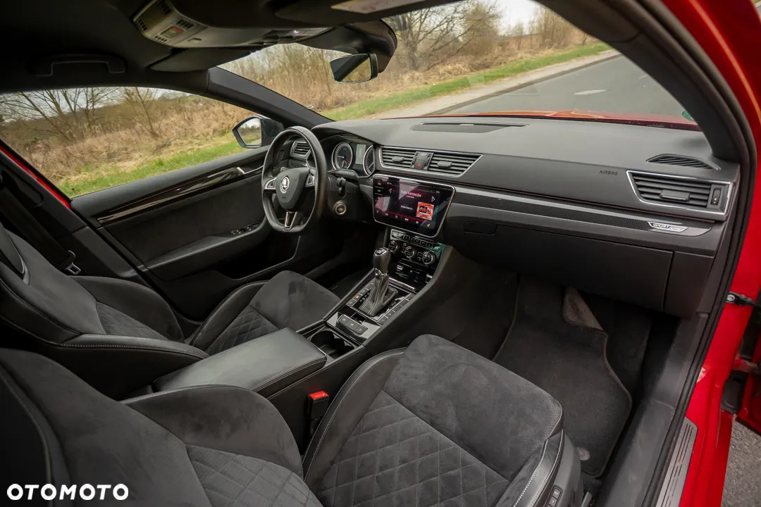 Skoda Superb 2.0 TDI 4x4 Sportline DSG - 25