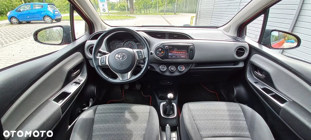 Toyota Yaris 1.0 Active EU6 - 20