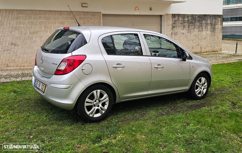 Opel Corsa 1.3 CDTI Enjoy EcoFLEX - 10