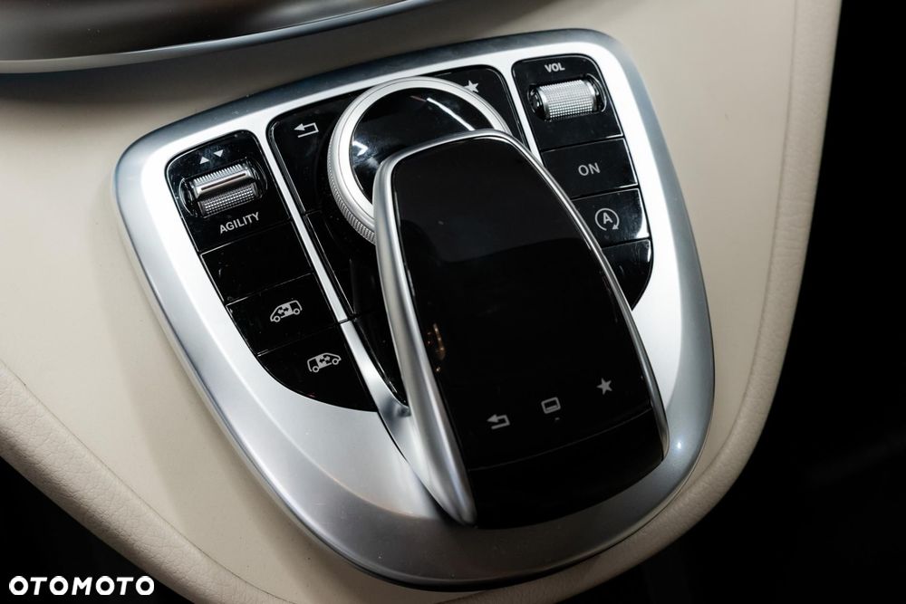 Mercedes-Benz Klasa V 250 (BlueTEC) d Avantgarde 7G-Tronic (długi) - 22