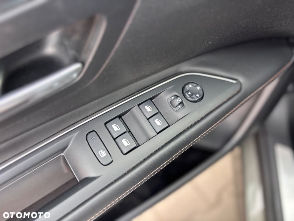 Peugeot 3008 BlueHDi 120 EAT6 Stop & Start Allure - 38