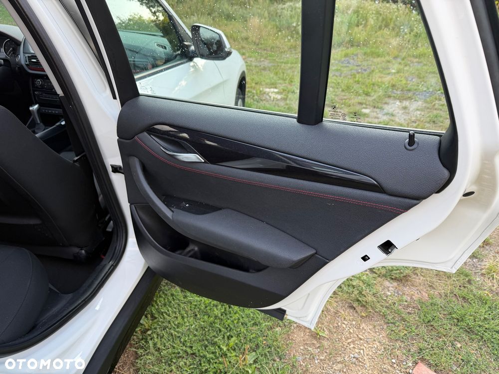 BMW X1 xDrive18d xLine - 29