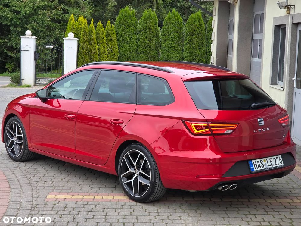 Seat Leon 2.0 TDI FR Black S&S - 12