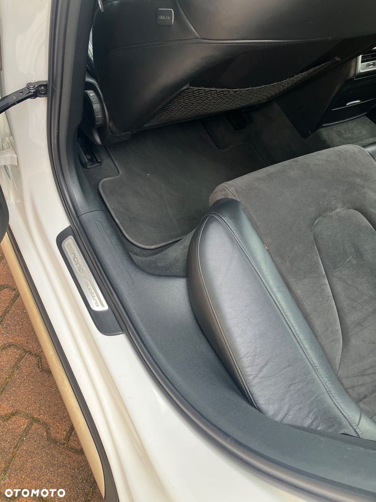 Audi A4 Allroad 2.0 TDI Quattro S tronic - 9