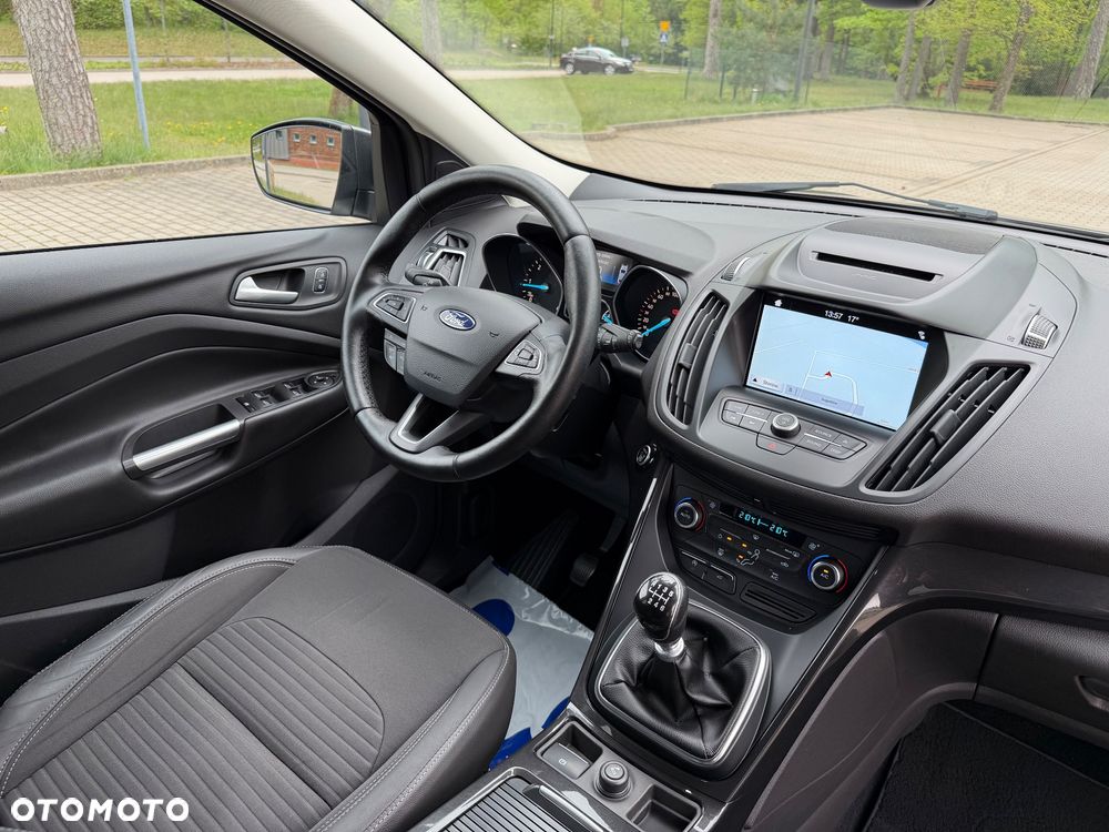 Ford Kuga 2.0 TDCi 2x4 Titanium - 14